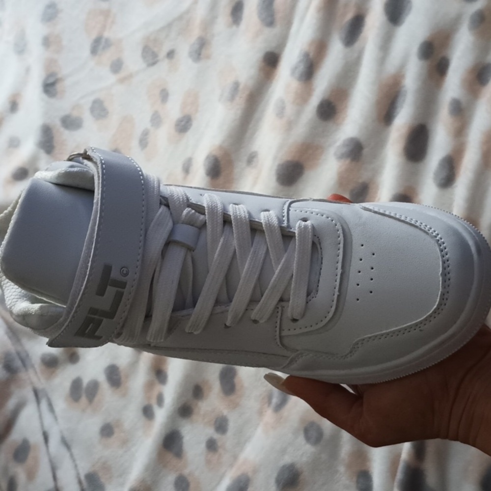 PLT Tennis Shoes Sneakers - Picture 5 of 11